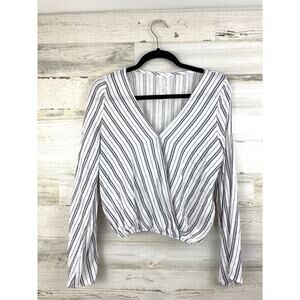 Sadie & Sage Women’s S White Blue Stripe Long Sleeve Crop Top Lightweight Blouse